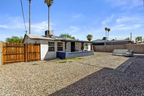 Exterior - 1923 E Yale St, Phoenix, AZ 85006 photo 3 of 8