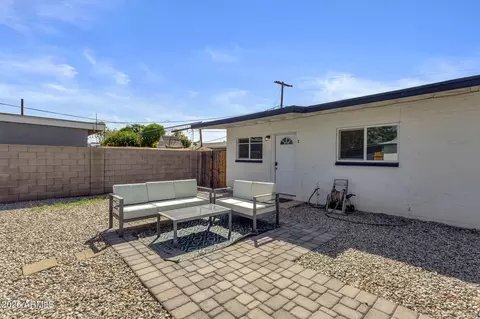 Exterior - 1923 E Yale St, Phoenix, AZ 85006 photo 8 of 8