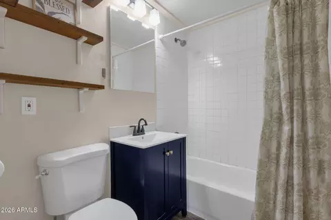 Bath - 1923 E Yale St, Phoenix, AZ 85006 photo 1 of 2