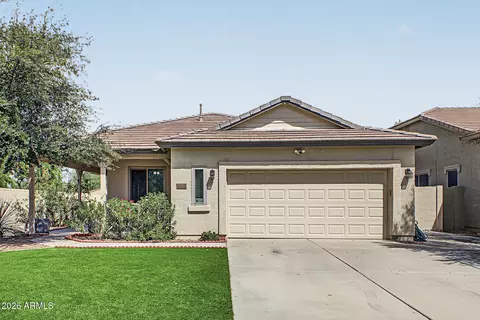Exterior - 4010 E Sundance Ct, Gilbert, AZ 85297 photo 3 of 9