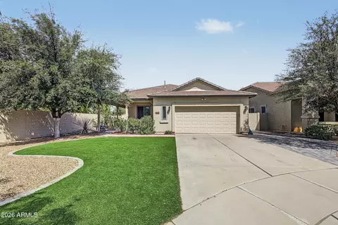 Exterior - 4010 E Sundance Ct, Gilbert, AZ 85297 photo 2 of 9