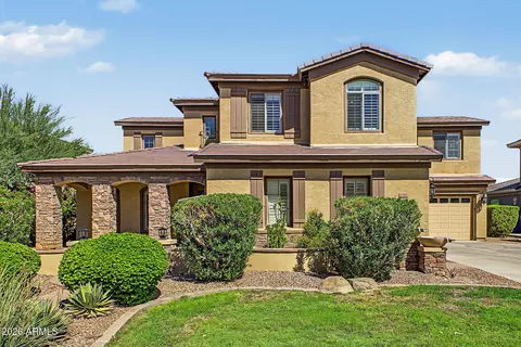 Exterior - 1350 E Ibis St, Gilbert, AZ 85297 photo 2 of 8