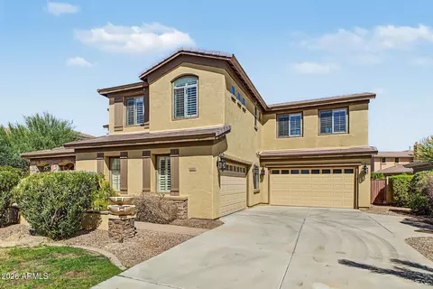 Exterior - 1350 E Ibis St, Gilbert, AZ 85297 photo 4 of 8