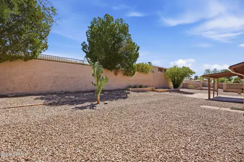 Exterior - 852 E Acapulco Ln, Phoenix, AZ 85022 photo 5 of 6