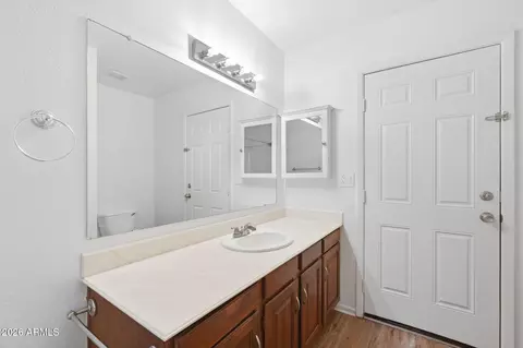 Bath - 852 E Acapulco Ln, Phoenix, AZ 85022 photo 1 of 3