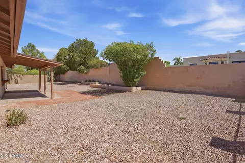 Exterior - 852 E Acapulco Ln, Phoenix, AZ 85022 photo 1 of 6