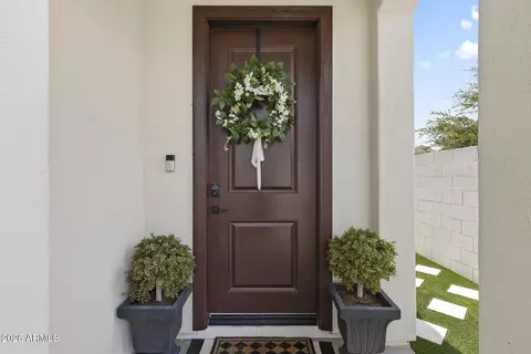 Entry Way - 1515 E Shannon St, Gilbert, AZ 85295 photo 3 of 3