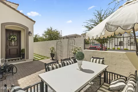 Exterior - 1515 E Shannon St, Gilbert, AZ 85295 photo 9 of 17