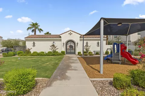 Exterior - 1515 E Shannon St, Gilbert, AZ 85295 photo 15 of 17