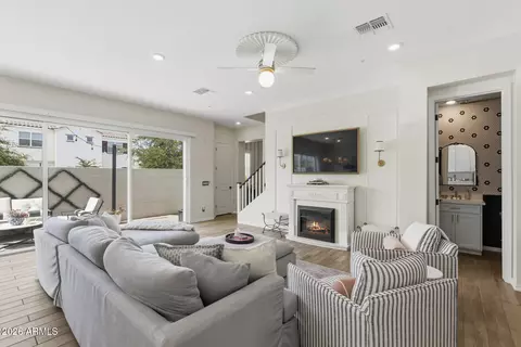 Living - 1515 E Shannon St, Gilbert, AZ 85295 photo 1 of 1
