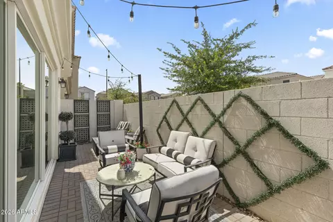 Exterior - 1515 E Shannon St, Gilbert, AZ 85295 photo 6 of 17