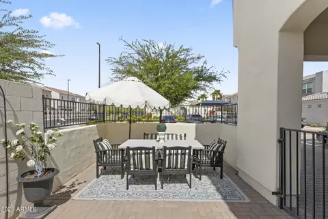 Exterior - 1515 E Shannon St, Gilbert, AZ 85295 photo 10 of 17