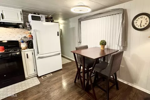 202 N Meridian Dr #209, Apache Junction, AZ 85120 photo 19