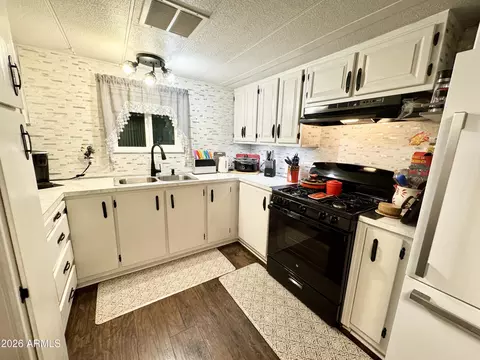 202 N Meridian Dr #209, Apache Junction, AZ 85120 photo 11