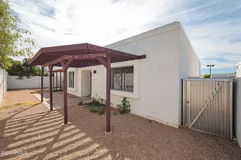 Exterior - 1014 E Villa Maria Dr, Phoenix, AZ 85022 photo 2 of 3