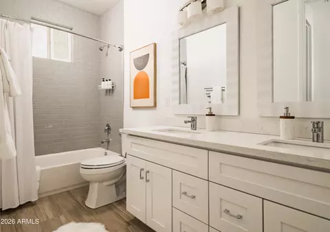 Bath - 4016 E Oak St, Phoenix, AZ 85008 photo 4 of 4