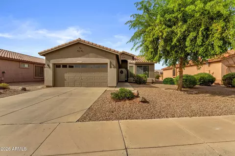 Exterior - 4482 E Sycamore Dr, Gilbert, AZ 85298 photo 2 of 5