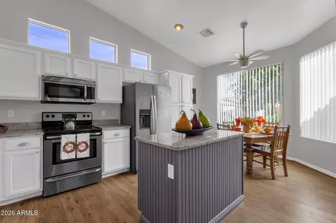 Kitchen - 4482 E Sycamore Dr, Gilbert, AZ 85298 photo 1 of 4