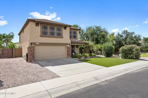 Exterior - 3921 Esplanade Ave, Gilbert, AZ 85297 photo 2 of 9