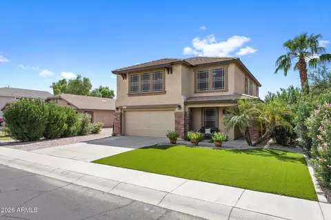 Exterior - 3921 Esplanade Ave, Gilbert, AZ 85297 photo 3 of 9