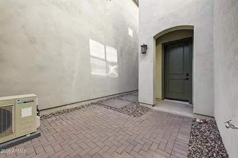 Exterior - 1544 E Dublin St, Gilbert, AZ 85295 photo 4 of 5