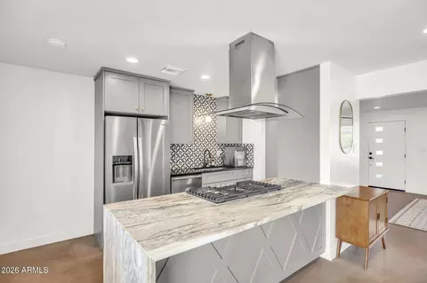 Kitchen - 1225 E Seldon Ln, Phoenix, AZ 85020 photo 2 of 5