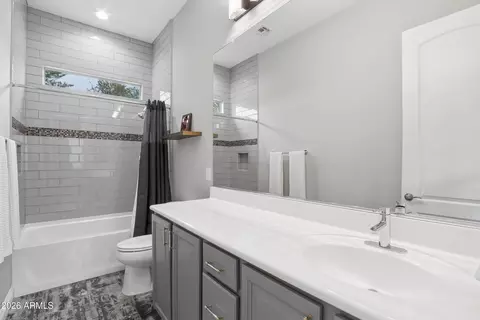 Bath - 10945 E Tumbleweed Ave, Mesa, AZ 85212 photo 1 of 6
