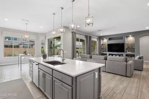 Kitchen - 10945 E Tumbleweed Ave, Mesa, AZ 85212 photo 3 of 3