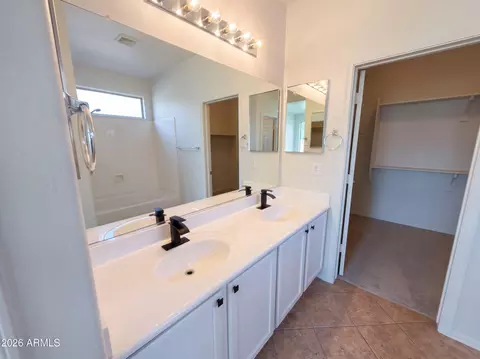 Bath - 2464 W Warren Dr, Anthem, AZ 85086 photo 5 of 7