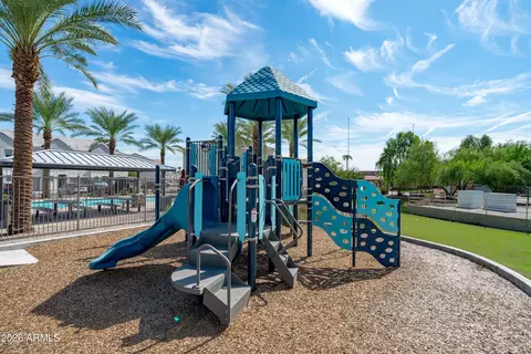 View/Area - 2257 W Echo Ln, Phoenix, AZ 85021 photo 1 of 1
