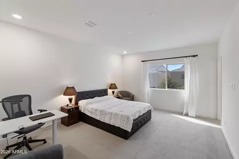 Bedroom - 2257 W Echo Ln, Phoenix, AZ 85021 photo 1 of 5