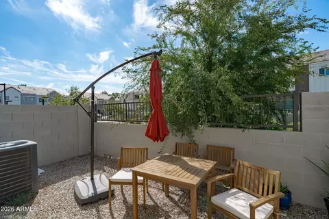 Exterior - 2257 W Echo Ln, Phoenix, AZ 85021 photo 3 of 13