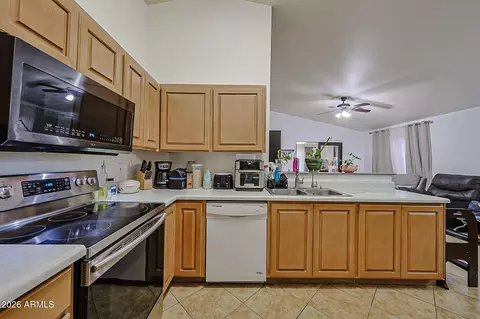 Kitchen - 4530 N 84th Ave, Phoenix, AZ 85037 photo 3 of 4