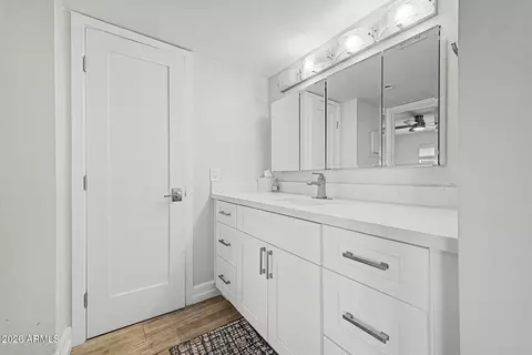 Bath - 3825 E Camelback Rd #122, Phoenix, AZ 85018 photo 2 of 2