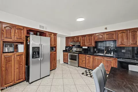 Kitchen - 2410 E Contessa St, Mesa, AZ 85213 photo 1 of 4