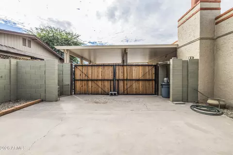 Exterior - 9601 N 35th Pl, Phoenix, AZ 85028 photo 7 of 7