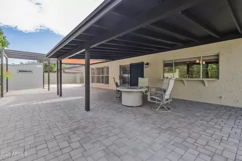 Exterior - 9601 N 35th Pl, Phoenix, AZ 85028 photo 5 of 7