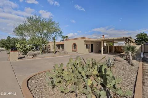 Exterior - 9601 N 35th Pl, Phoenix, AZ 85028 photo 2 of 7