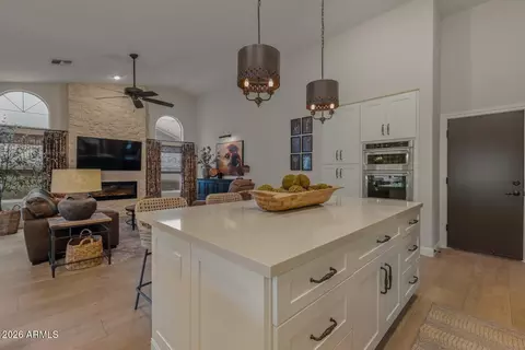 Kitchen - 4804 E Cascalote Dr, Cave Creek, AZ 85331 photo 4 of 4
