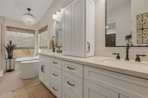 Bath - 4804 E Cascalote Dr, Cave Creek, AZ 85331 photo 3 of 4