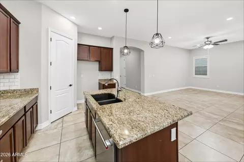 Entry Way - 2913 Ebony Dr, Chandler, AZ 85286 photo 2 of 2