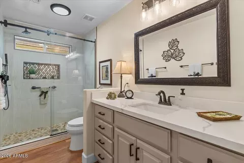 Bath - 1902 E Willow Tree Ct, Gilbert, AZ 85234 photo 3 of 4