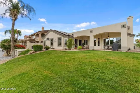 Exterior - 1902 E Willow Tree Ct, Gilbert, AZ 85234 photo 8 of 12