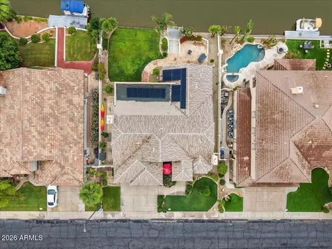 View/Area - 1902 E Willow Tree Ct, Gilbert, AZ 85234 photo 2 of 8