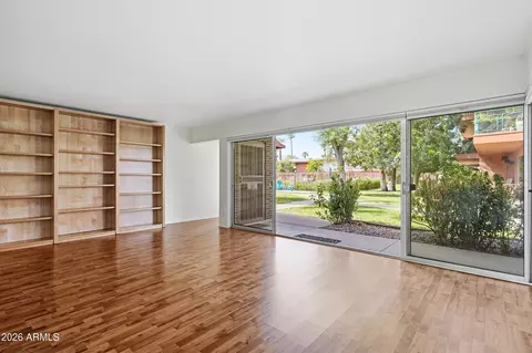 Living - 170 E Coronado Rd #62, Phoenix, AZ 85004 photo 3 of 10