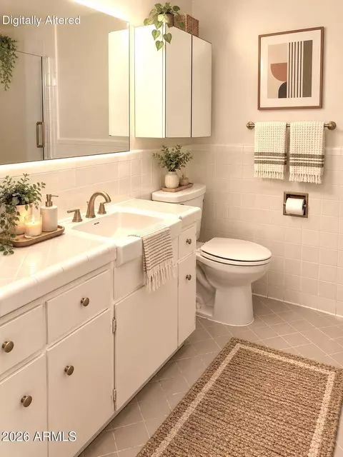 Bath - 170 E Coronado Rd #62, Phoenix, AZ 85004 photo 6 of 6