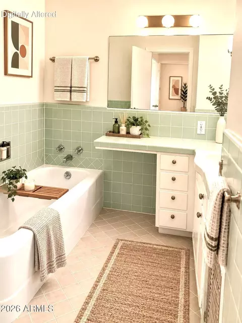 Bath - 170 E Coronado Rd #62, Phoenix, AZ 85004 photo 4 of 6
