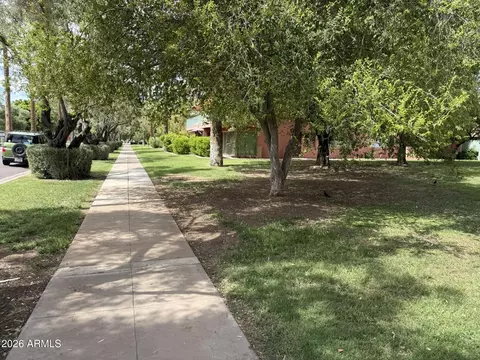 Exterior - 170 E Coronado Rd #62, Phoenix, AZ 85004 photo 15 of 17