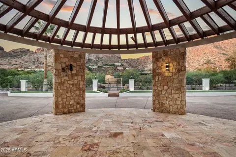 Exterior - 4937 E Rockridge Rd, Phoenix, AZ 85018 photo 11 of 13