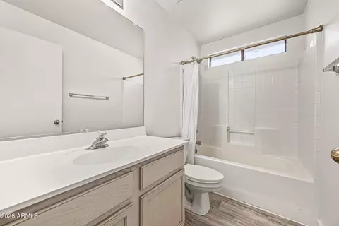 Bath - 3357 E Blackhawk Dr, Phoenix, AZ 85050 photo 3 of 3